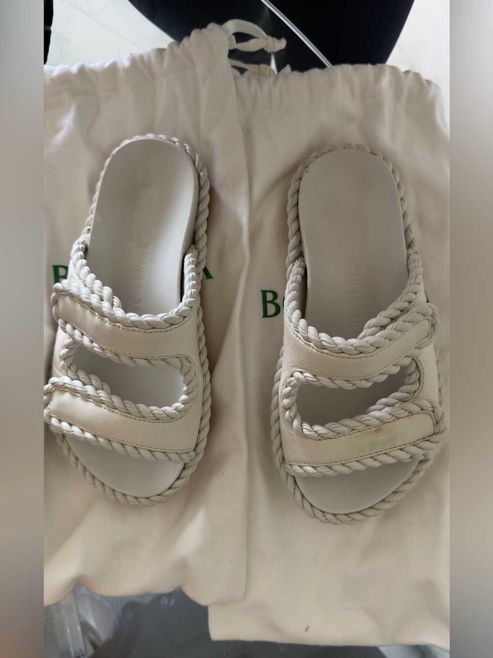 Bottega Veneta Cream Braided Leather Slide Sandals